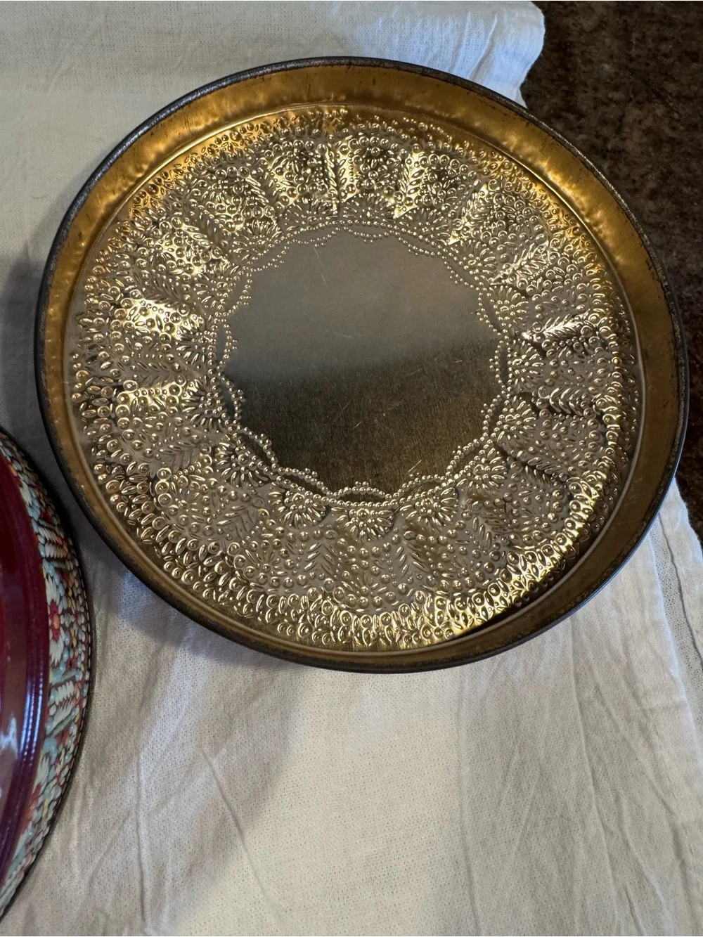 Vintage Daher Holland Round Floral Tin Embossed Metal Biscuit Cookie Storage Box